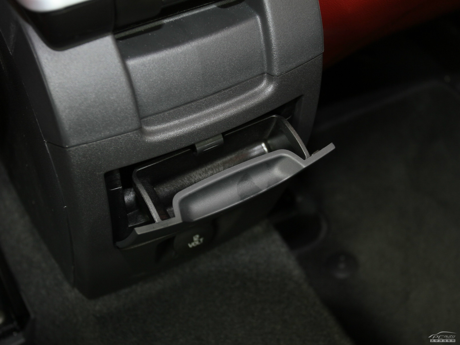 沃爾沃C30空間高清大圖