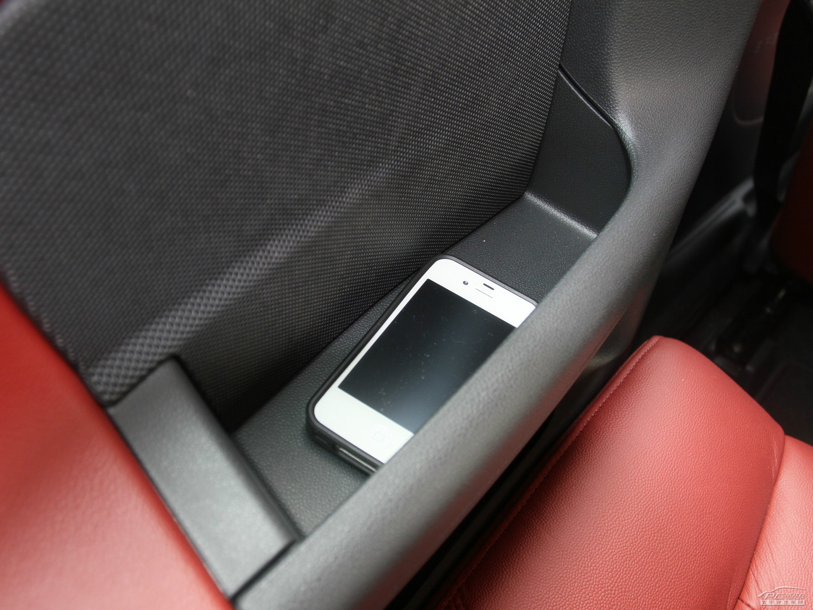 沃爾沃C30空間高清大圖