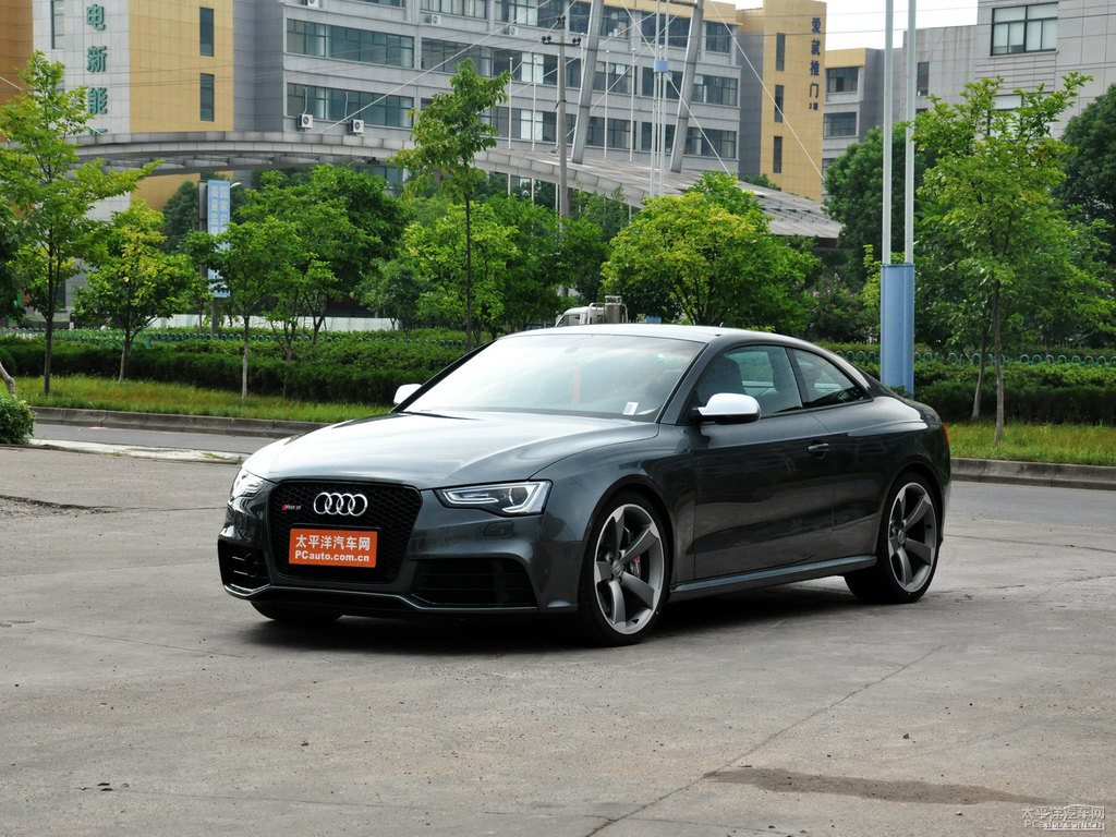 幻影黑奧迪RS 5整車外觀外觀圖片