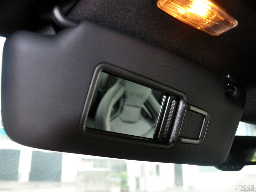 幻影黑奧迪RS 5車廂內(nèi)飾圖片
