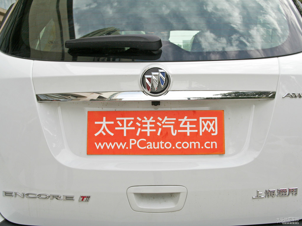 雪域白昂科拉車身外觀圖片