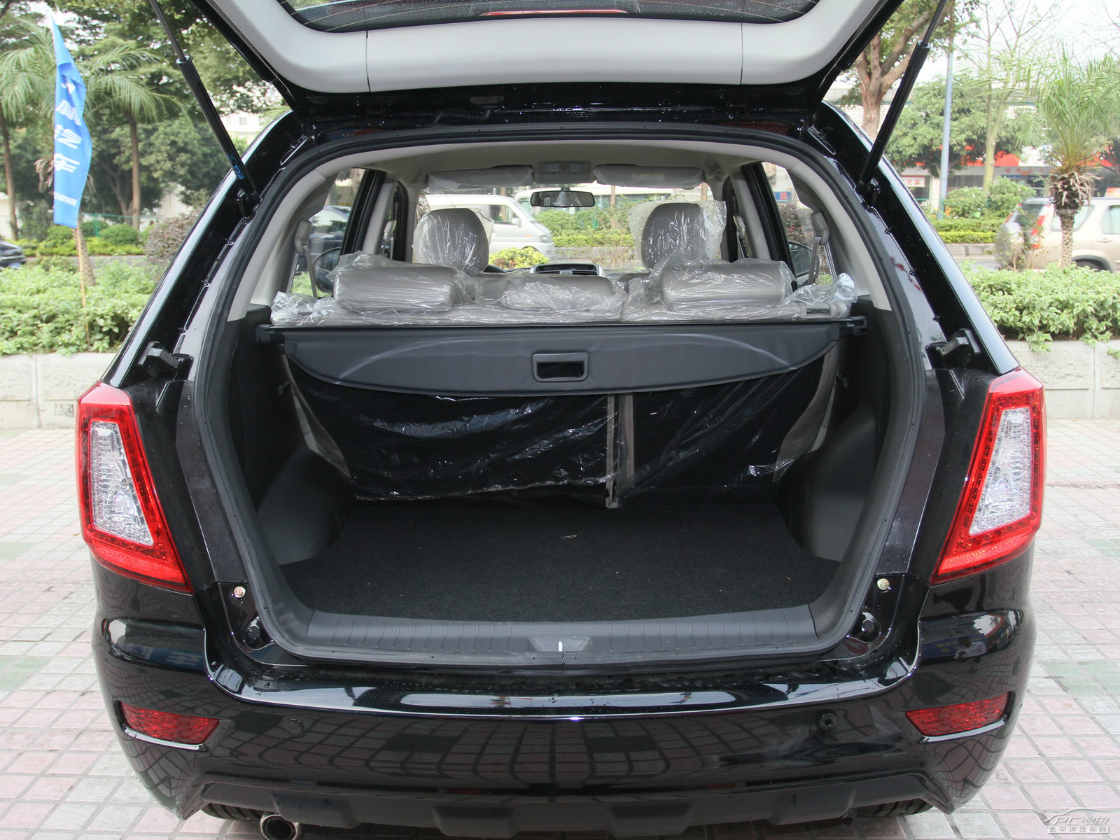 力帆X60空間高清大圖