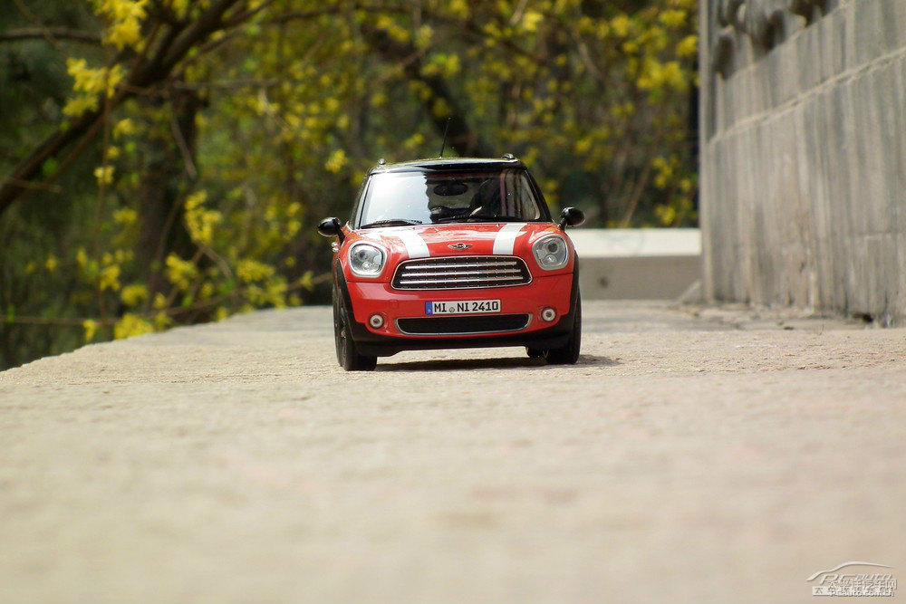 MINI COUNTRYMANDƬ