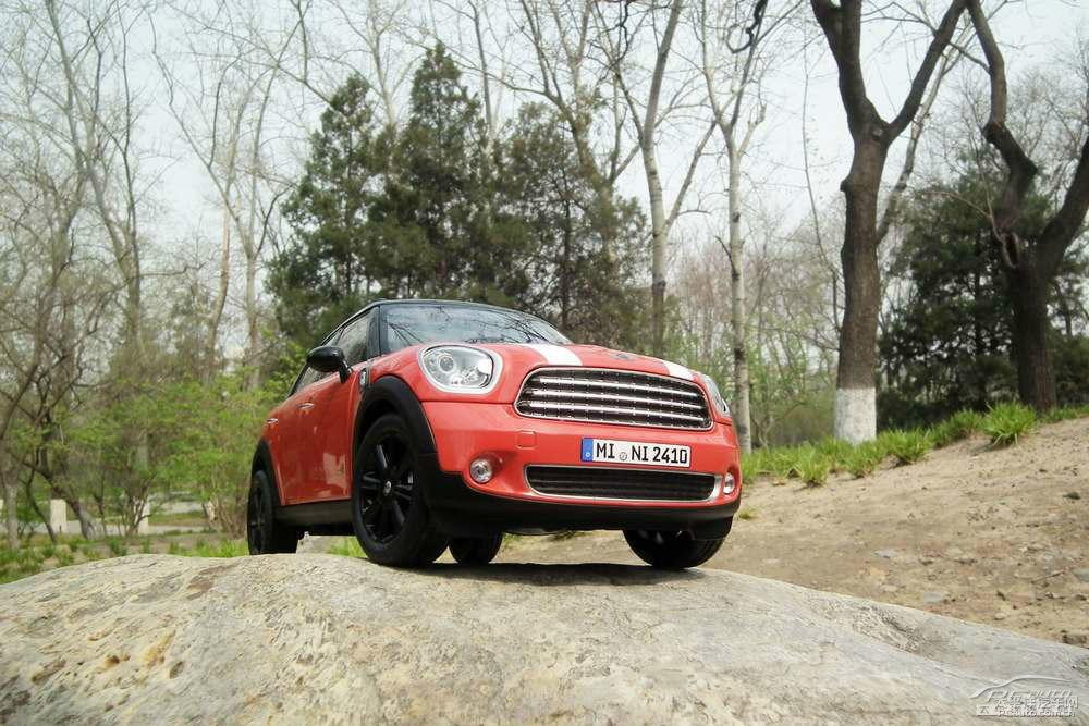MINI COUNTRYMANDƬ