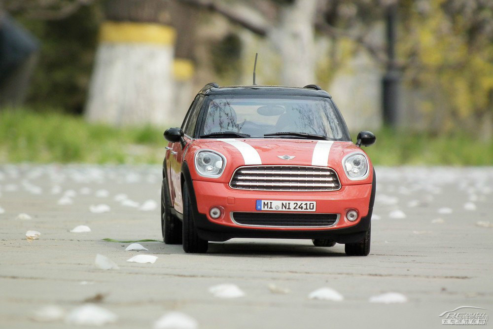 MINI COUNTRYMANDƬ