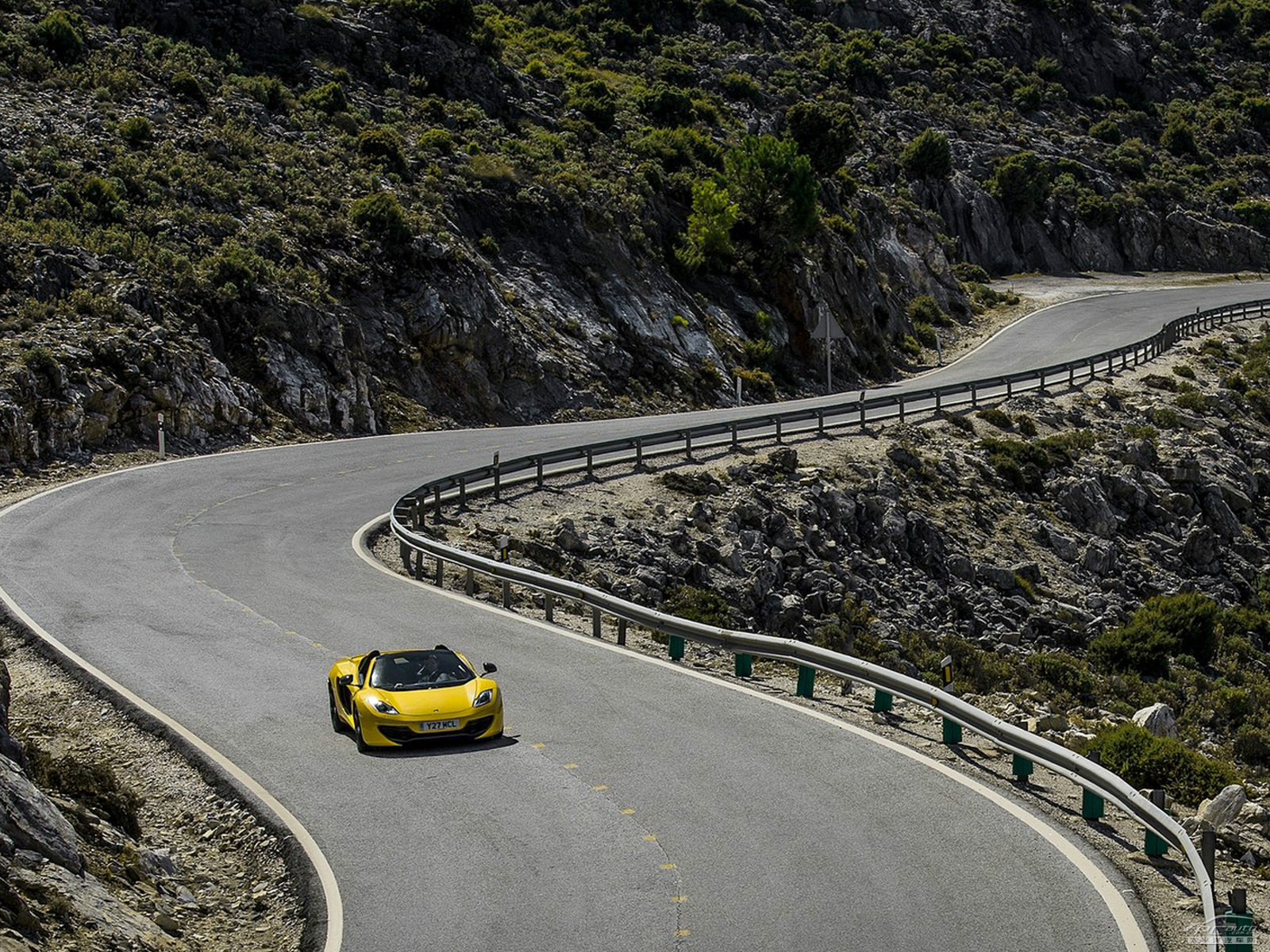 邁凱倫MP4-12C外觀高清大圖