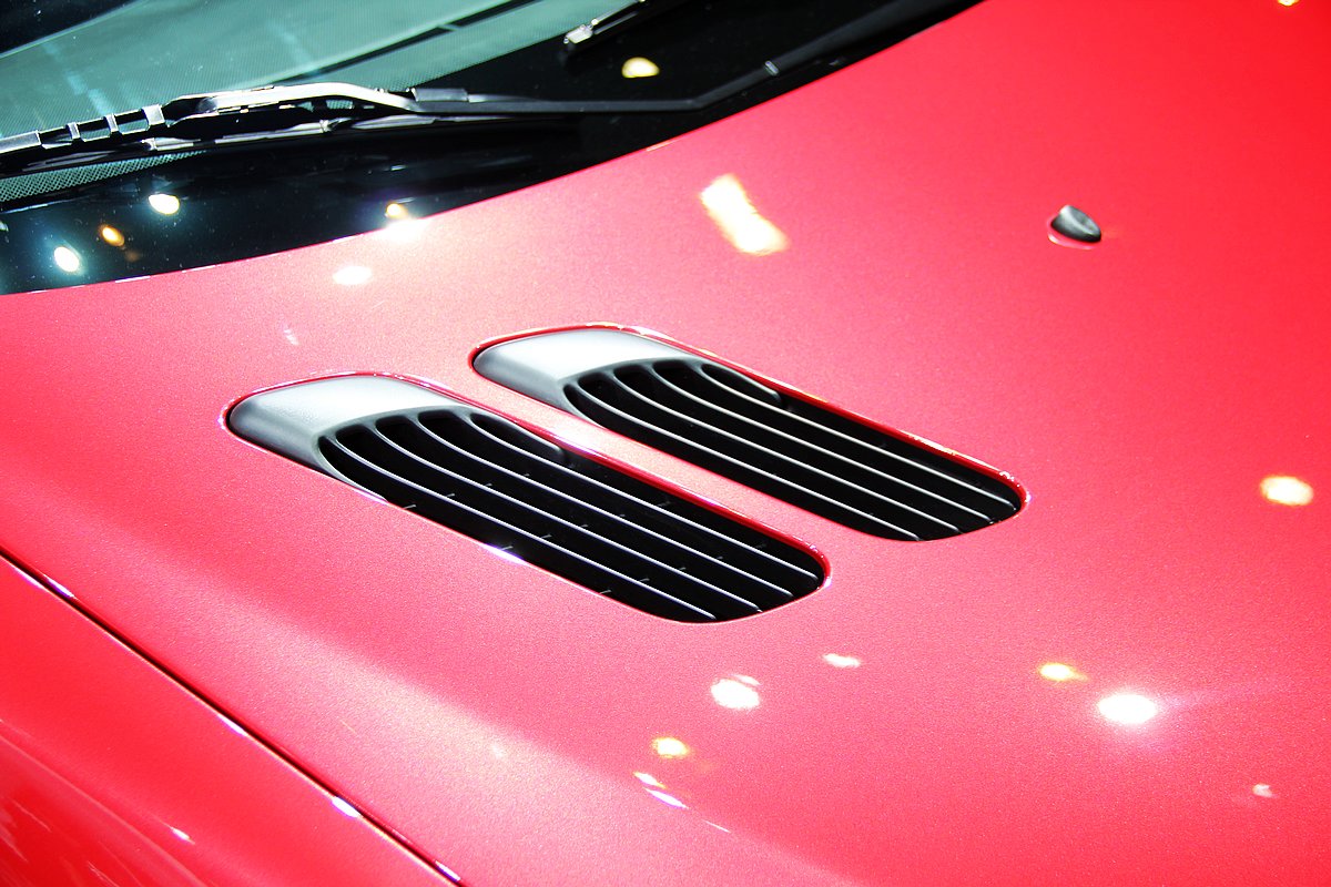 標(biāo)致207車展高清大圖