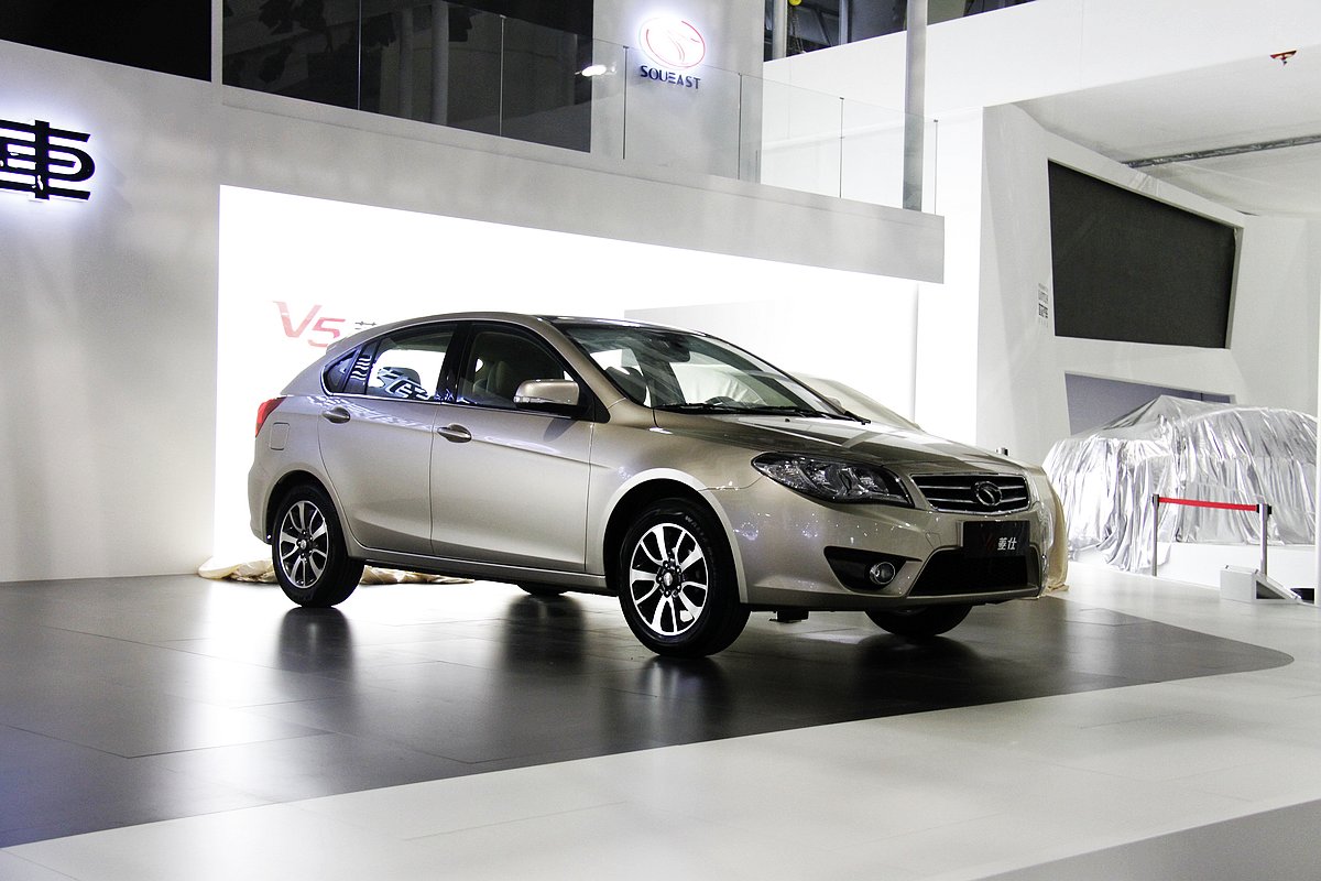 V6菱仕車展高清大圖