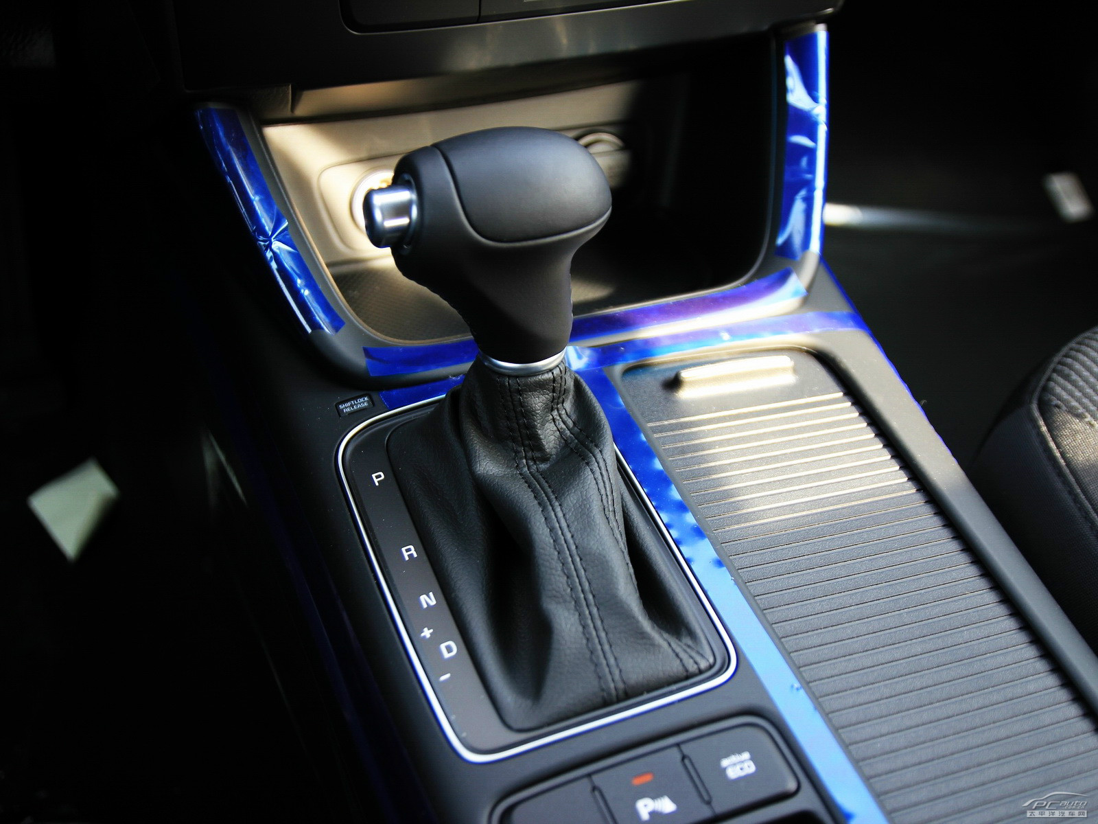 索蘭托內(nèi)飾高清大圖