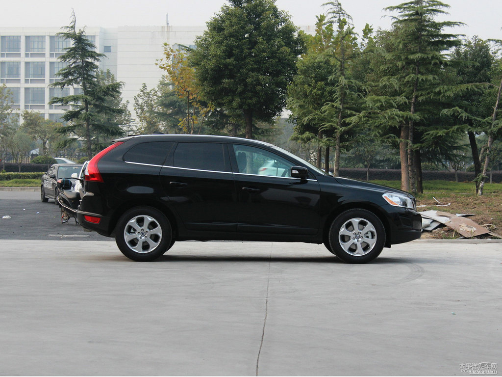 {֠XC60(M)^DƬ
