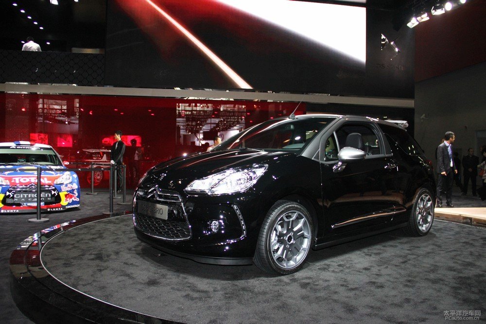 DS 3DƬ