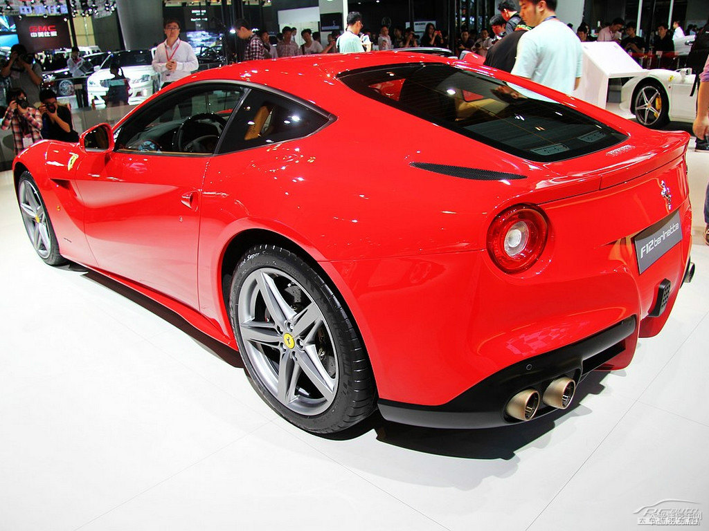 Rosso CorsaF12berlinetta܇^^DƬ