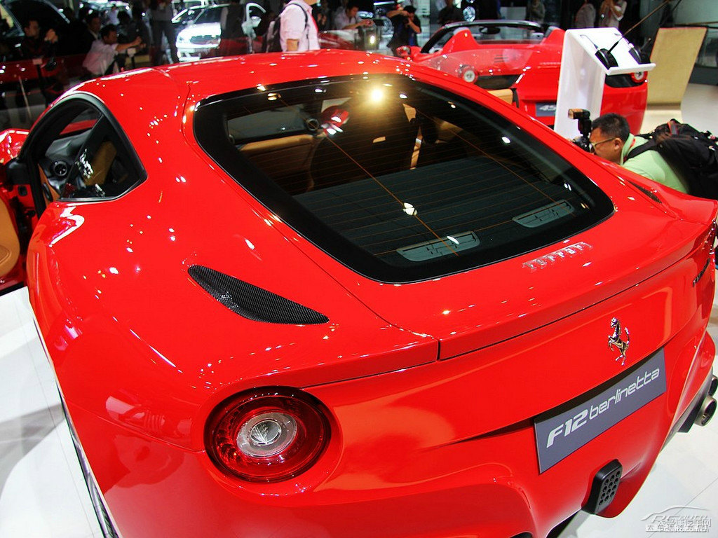 Rosso CorsaF12berlinetta܇^^DƬ