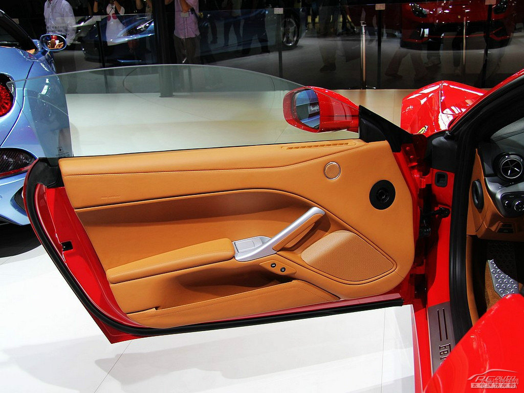 Rosso CorsaF12berlinetta^DƬ