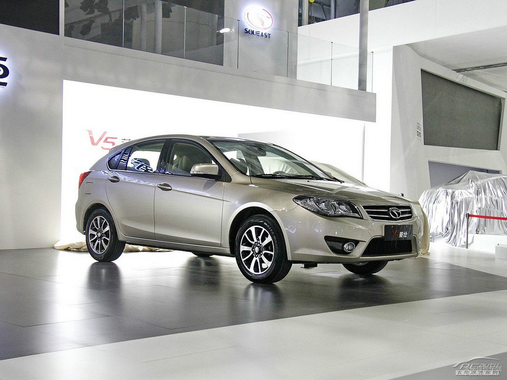 V6^DƬ