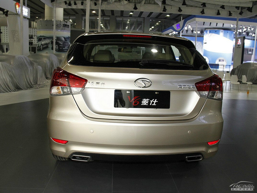 V6^DƬ
