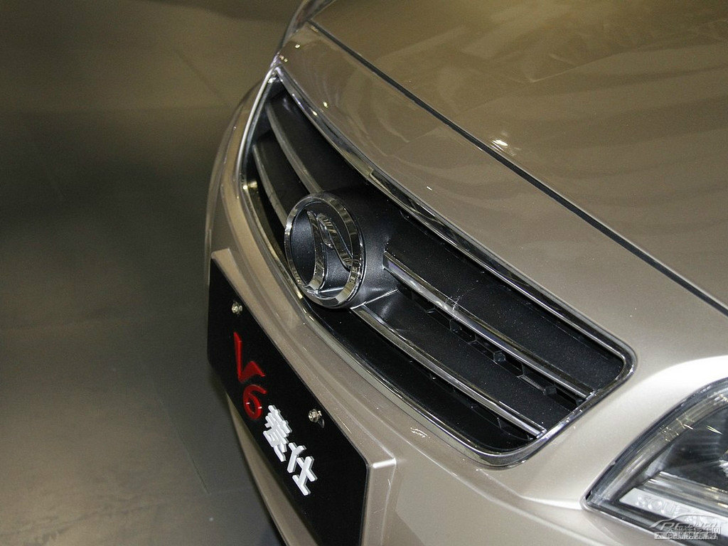 V6^DƬ