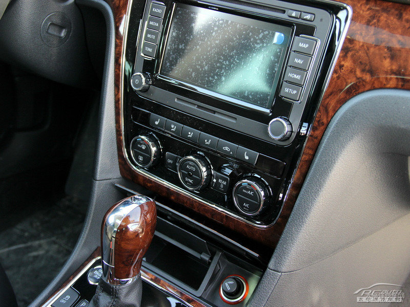 帕薩特內(nèi)飾圖片