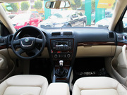 2013款 1.6L 手動 逸俊版 2013款 1.6L 手動 逸俊版