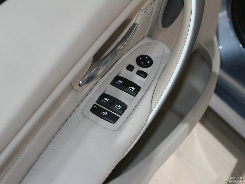 ˮ{R3ϵ(M)܇(ni)DƬ