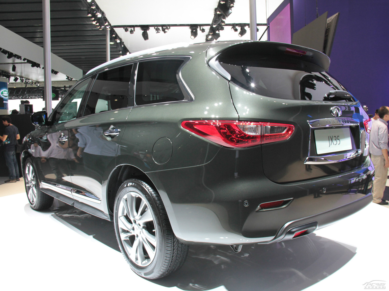 英菲尼迪JX外觀高清大圖