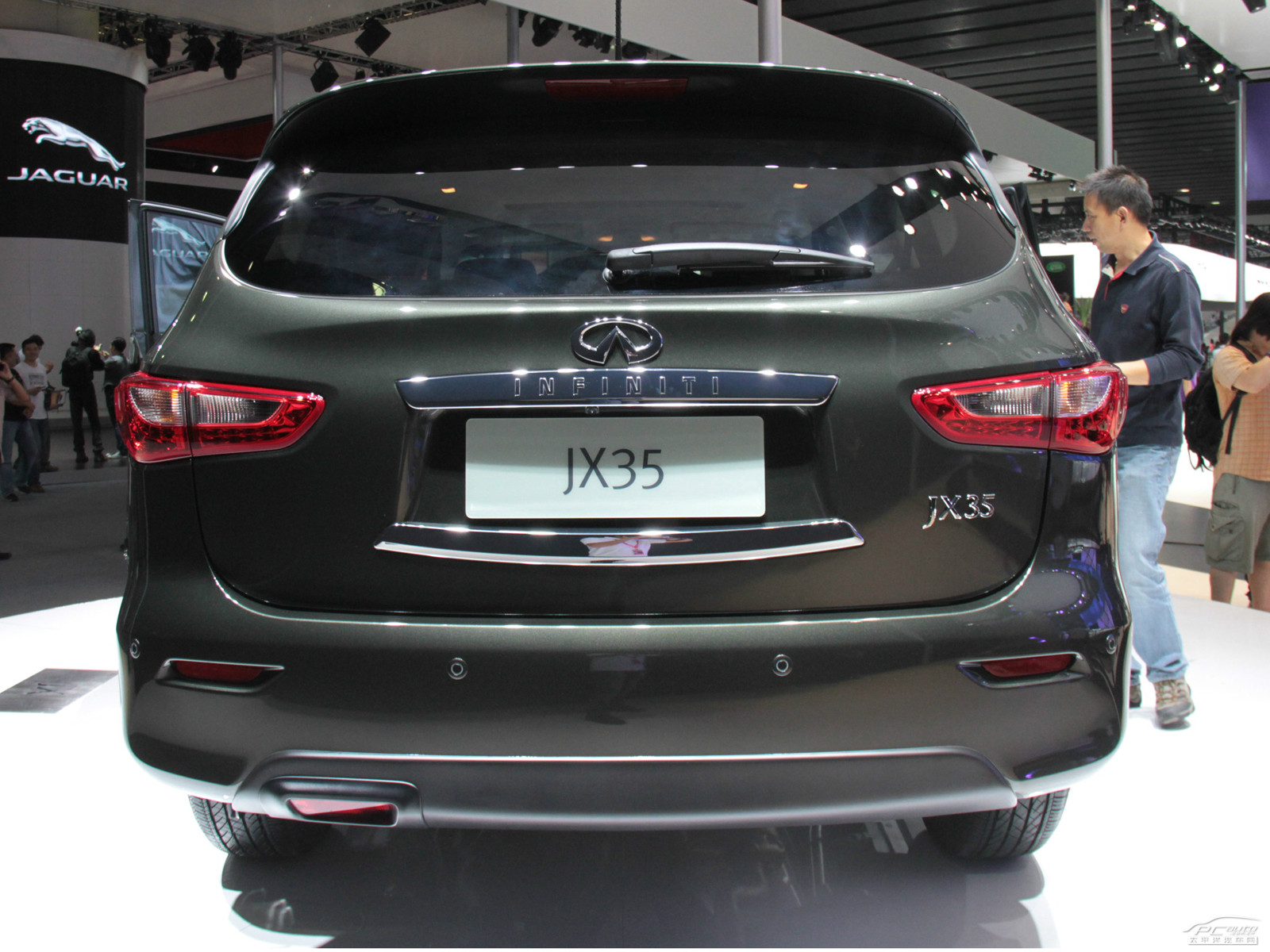 英菲尼迪JX外觀高清大圖
