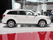 2012款 2.4L 兩驅(qū)豪華型 2012款 2.4L 兩驅(qū)豪華型