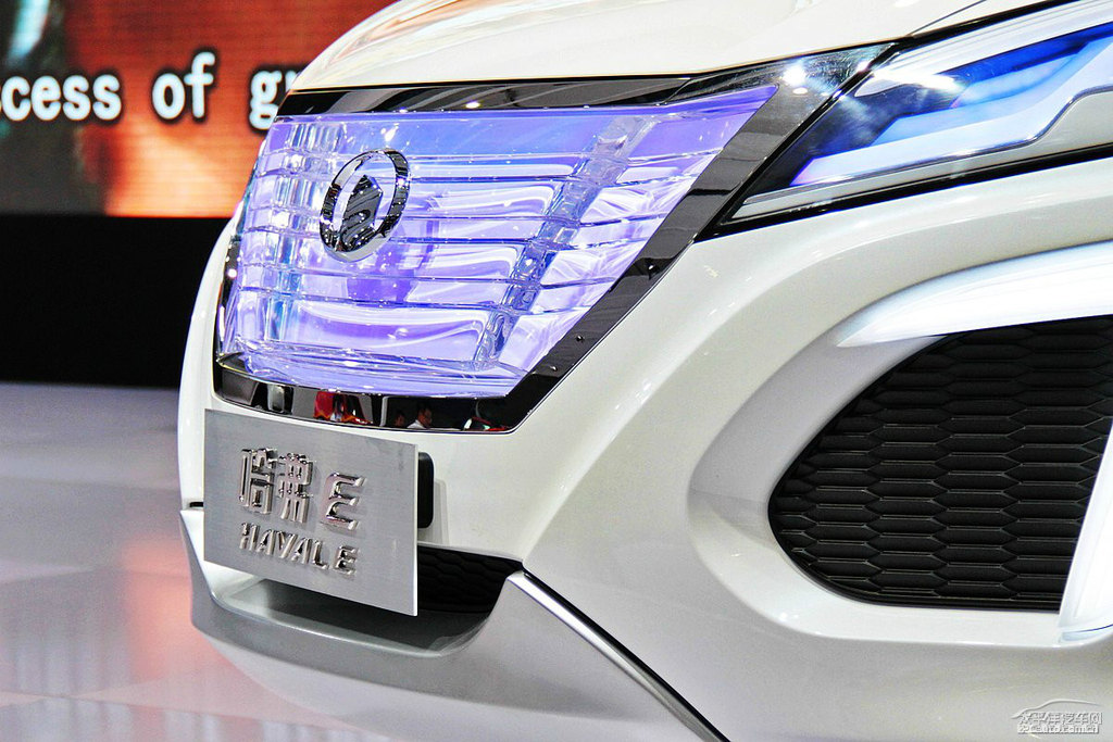 白色哈弗E外觀圖片