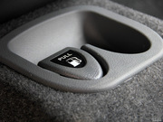 2012款 LV 1.5L AMT豪華型 2012款 LV 1.5L AMT豪華型