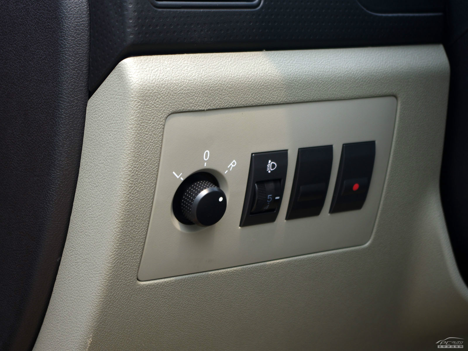 吉利SC3內(nèi)飾高清大圖