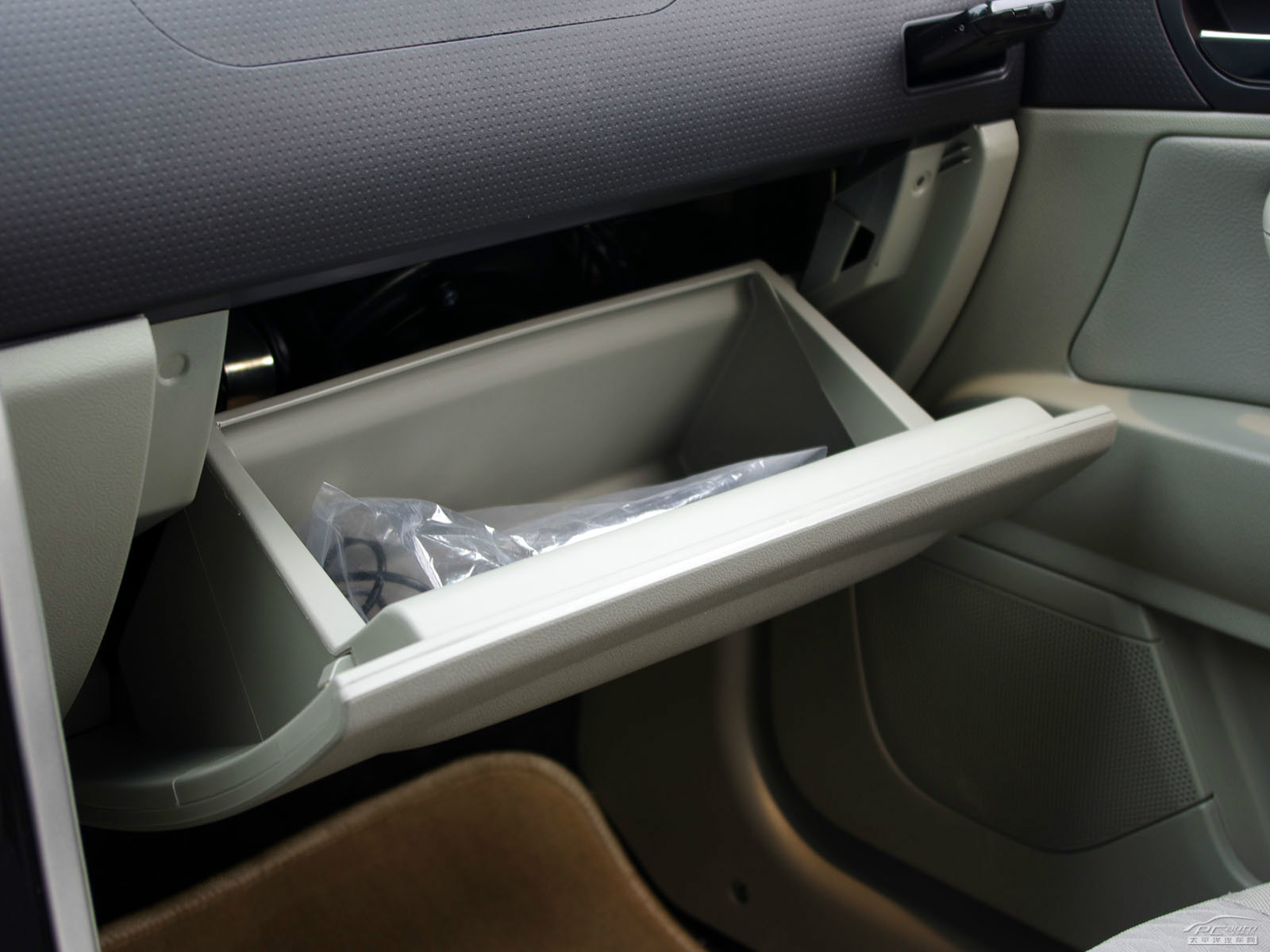 吉利SC3空間高清大圖