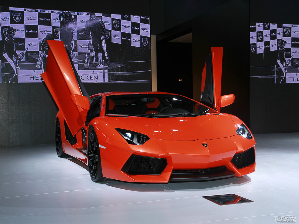 橙色Aventador整車外觀外觀圖片