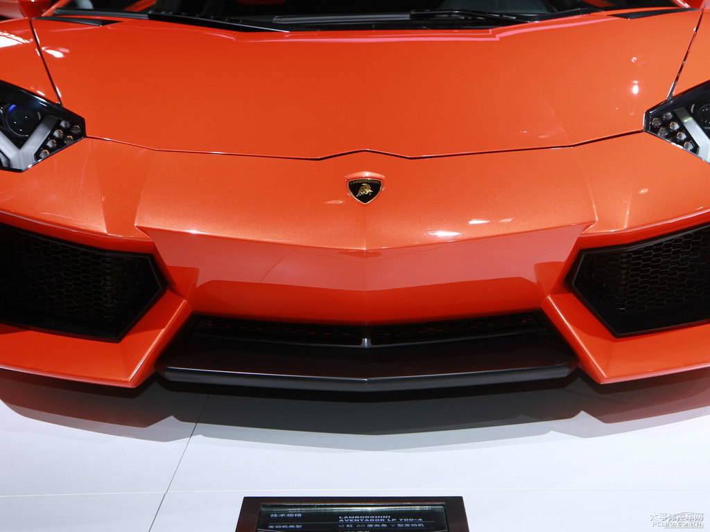 橙色Aventador車頭外觀圖片