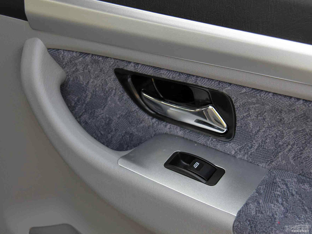 yؔ(ci)\(yn)300܇(ni)DƬ