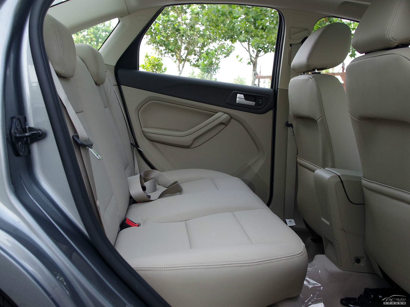 福克斯空間高清大圖