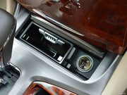 2012款 2.5L Royal Saloon 尊貴版