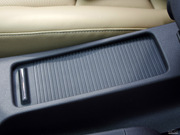 2012款 1.6L 自動(dòng)尊貴型 2012款 1.6L 自動(dòng)尊貴型