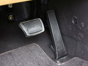 2012款 1.6L 自動(dòng)尊貴型 2012款 1.6L 自動(dòng)尊貴型