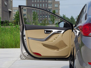 2012款 1.6L 自動(dòng)尊貴型 2012款 1.6L 自動(dòng)尊貴型