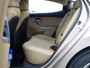 2012款 1.6L 自動(dòng)尊貴型 2012款 1.6L 自動(dòng)尊貴型