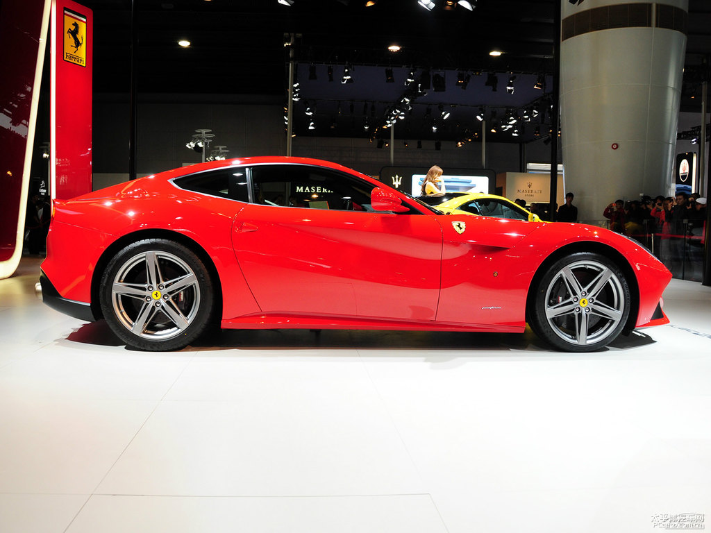 Rosso CorsaF12berlinetta܇^^DƬ