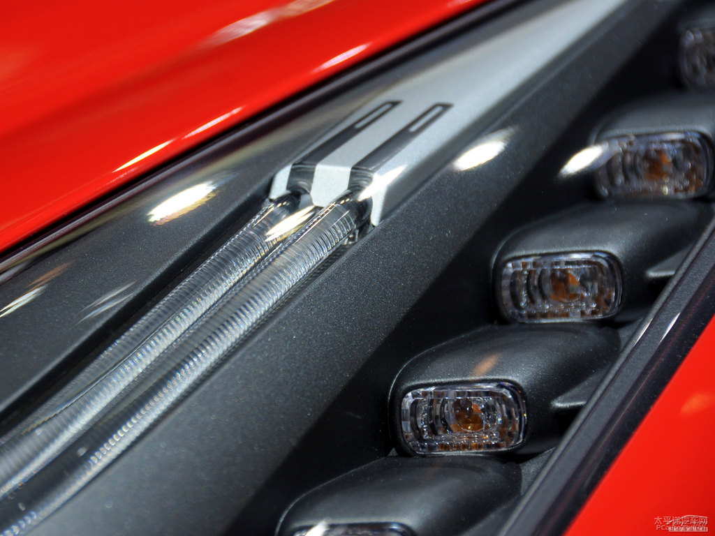 Rosso CorsaF12berlinetta܇(ch)^^(gun)DƬ