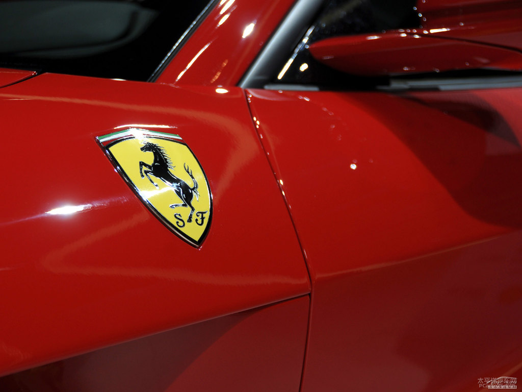 Rosso CorsaF12berlinetta܇^DƬ