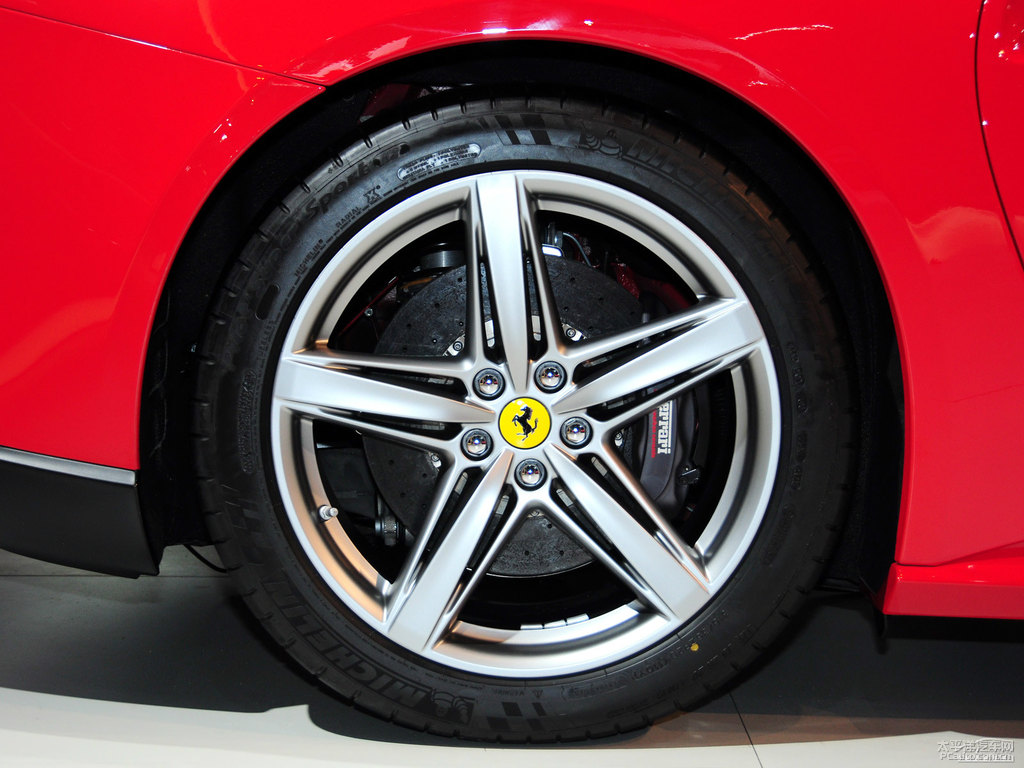 Rosso CorsaF12berlinetta܇^DƬ