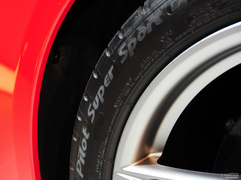 Rosso CorsaF12berlinetta(x)(ji)(x)(ji)DƬ
