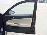 2009款 1.6L 手動時(shí)尚型 2009款 1.6L 手動時(shí)尚型