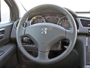 2011款 1.6T 豪華型 2011款 1.6T 豪華型
