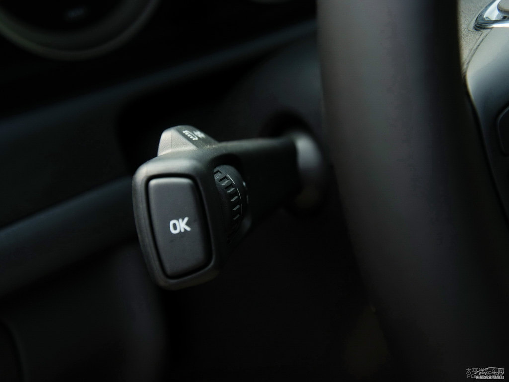 ~ɫ֠XC60(M)(ni)DƬ