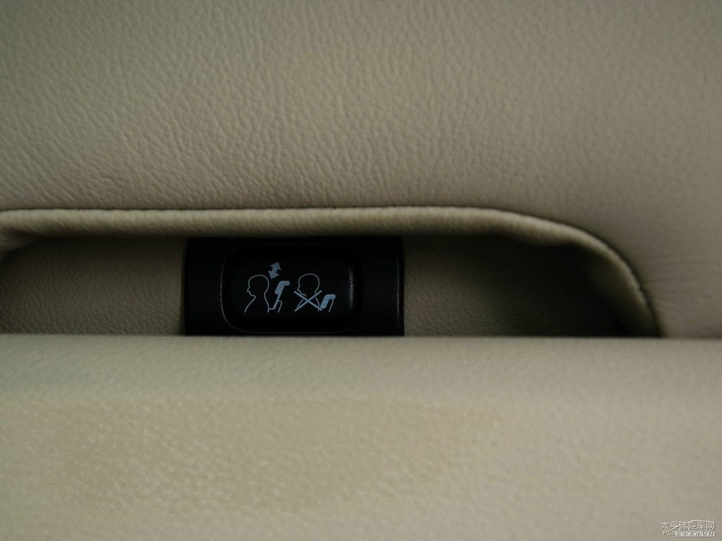 ~ɫ֠XC60(M(jn))(ni)DƬ