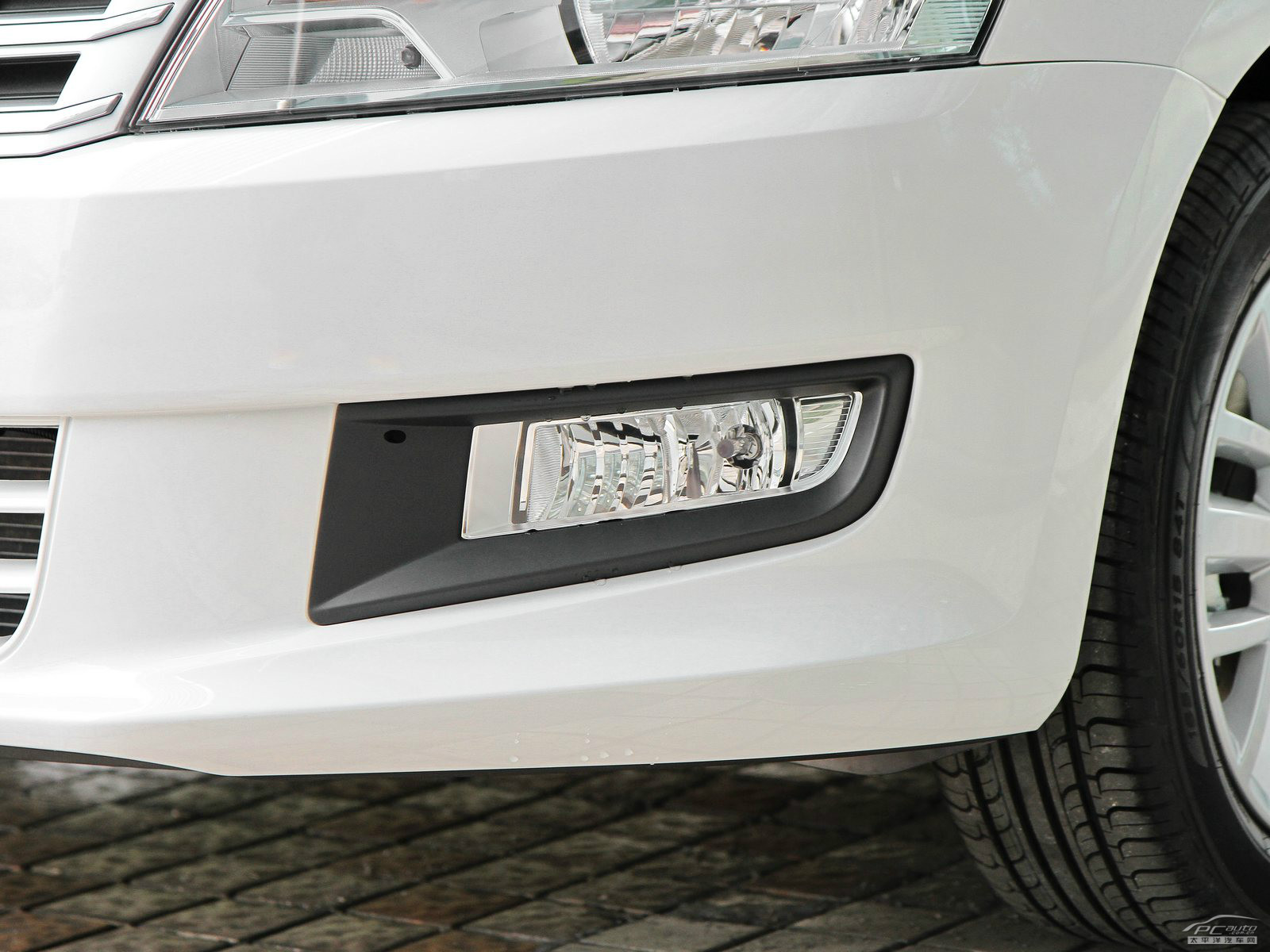 桑塔納外觀高清大圖